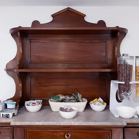 Piano Alloro بيت ضيافة