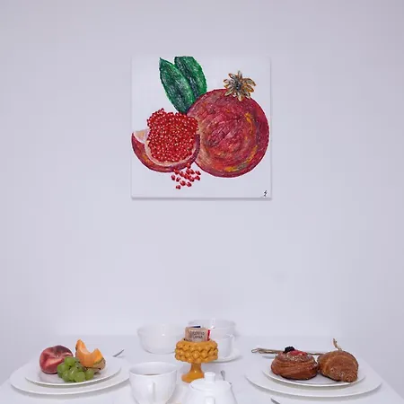 Piano Alloro בית הארחה